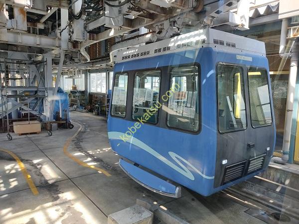 西宮市「西宮名塩ニュータウン」に、バブル建築の面影と住宅街らしからぬ景色を見た。
